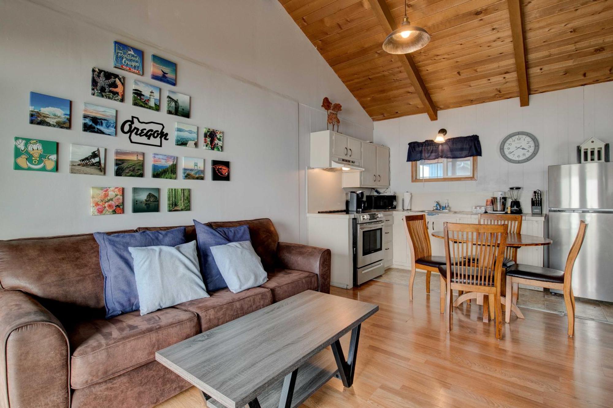 Moolack Shores Inn Newport Buitenkant foto